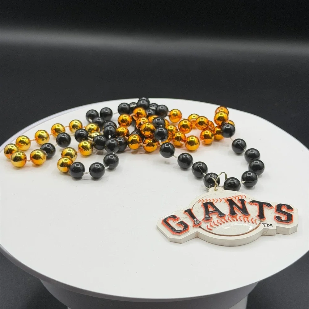 San Francisco Giants Beaded Necklace Black Orange Logo Pendant MLB Baseball